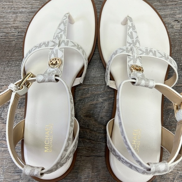 NEW Michael Kors SASHA Logo Sandals Size 9 - Picture 5 of 13